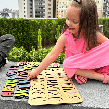 Conjunto Quebra-cabeça Nome Personalizado + Formatos (caixa alta) - UniqueKids: Artigos Pedagógicos Personalizados